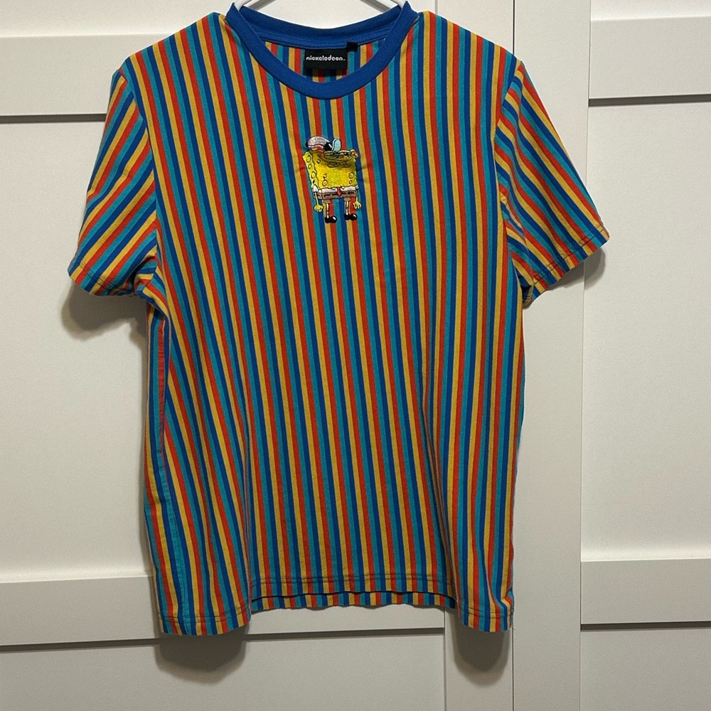 Nickelodeon SpongeBob embroidered tee - size small Great
